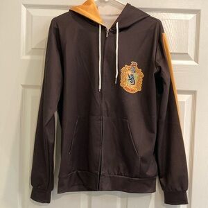 Harry Potter Hogwarts Hufflepuff Quidditch Zip-Up Hoodie Crest